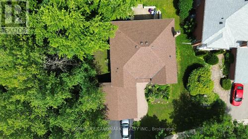 16 Willis Drive, Aurora, ON - Outdoor