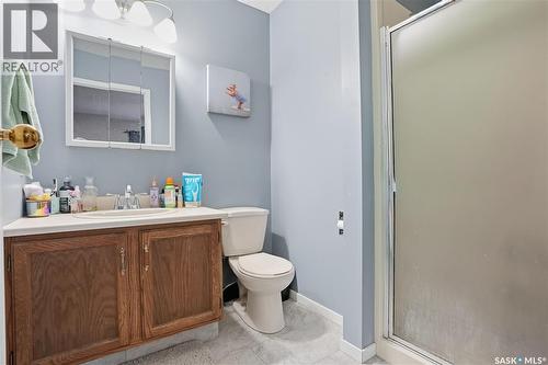 3317 Eagle Crescent, Prince Albert, SK - Indoor Photo Showing Bathroom