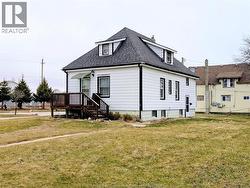 77 ASKEW Leamington, ON N8H 1Y1