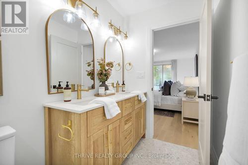105 - 1180 Commissioners Road W, London South (South B), ON - Indoor Photo Showing Bathroom