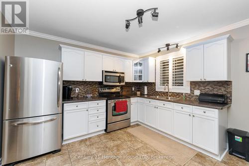 Kitchen - 506 Murdock Avenue, Fort Erie (Lakeshore), ON - Indoor Photo Showing Kitchen With Double Sink