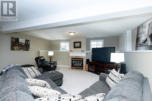 Recereation room - 506 Murdock Avenue, Fort Erie (Lakeshore), ON - Indoor Photo Showing Living Room With Fireplace