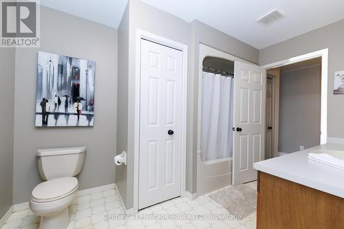 506 Murdock Avenue, Fort Erie (Lakeshore), ON - Indoor Photo Showing Bathroom