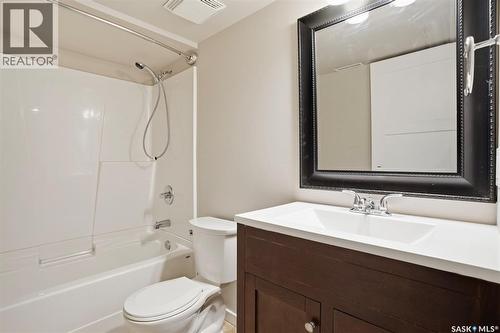 135 Brainerd Crescent, Saskatoon, SK - Indoor Photo Showing Bathroom