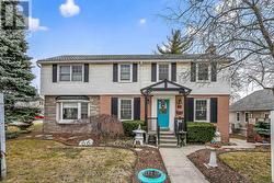 66 ARCADE CRESCENT  Hamilton, ON L9C 3H9