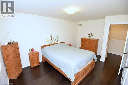 9 Lynch Crescent, Binbrook, ON - Indoor Photo Showing Bedroom