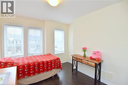 9 Lynch Crescent, Binbrook, ON - Indoor Photo Showing Bedroom