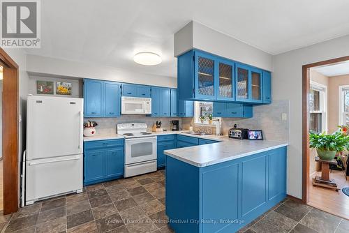 318 Eldon Street, Goderich (Goderich (Town)), ON - Indoor Photo Showing Kitchen