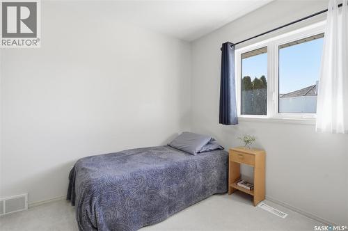 355 Chotem Terrace, Saskatoon, SK - Indoor Photo Showing Bedroom