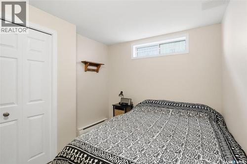 355 Chotem Terrace, Saskatoon, SK - Indoor Photo Showing Bedroom