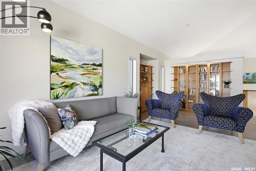 355 Chotem Terrace, Saskatoon, SK - Indoor Photo Showing Living Room