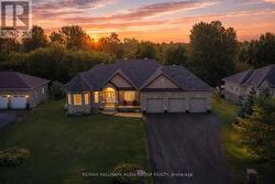 6692 PEBBLE TRAIL WAY Ottawa, ON K4P 0B7