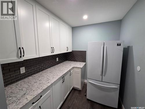 621 Mccall Street, Oxbow, SK - Indoor Photo Showing Kitchen