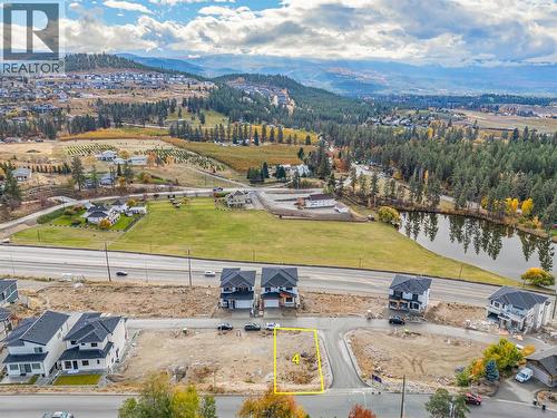 Welcome to 1192 Hume Avenue! - 1192 Hume Avenue, Kelowna, BC 