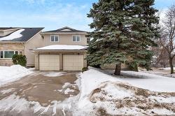 3 Woodington BAY  Winnipeg, MB R3P 1M6