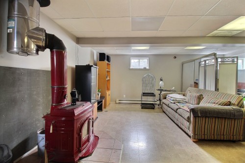 Family Room - 520 6E Rang, Courcelles/Saint-Évariste, QC - Indoor Photo Showing Basement