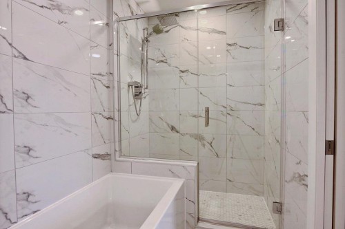 Salle de bains attenante à la CCP - 302-510 Boul. Des Prairies, Laval (Laval-Des-Rapides), QC - Indoor Photo Showing Bathroom