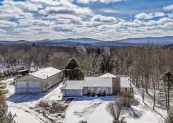 24 Ch. Frizzle Lac-Brome, QC J0E 1V0