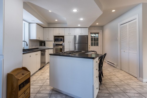 Cuisine - 24 Ch. Frizzle, Lac-Brome, QC - Indoor Photo Showing Kitchen