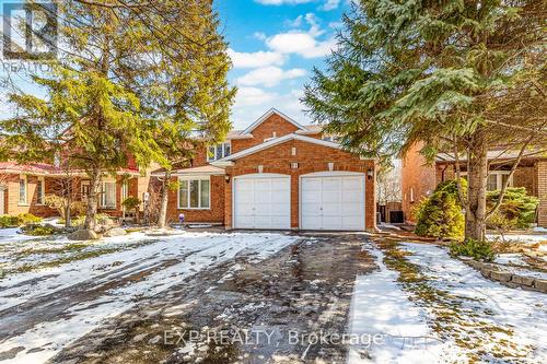 81 Southgate Crescent, Richmond Hill, ON - Outdoor