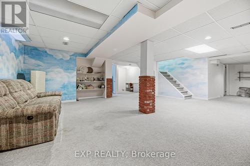 81 Southgate Crescent, Richmond Hill, ON - Indoor