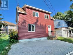 8 EDWARD LANE Brockville, ON K6V 5K5