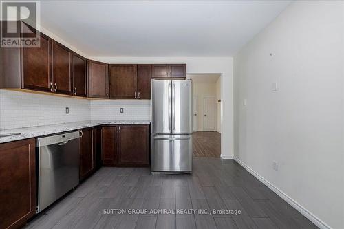 64 Copeman Crescent, Barrie, ON - Indoor Photo Showing Kitchen