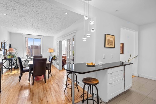 Cuisine - 7-5031 Rue Sherbrooke O., Montréal (Côte-Des-Neiges/Notre-Dame-De-Grâce), QC - Indoor Photo Showing Dining Room