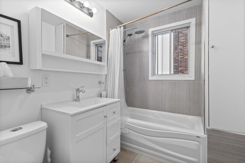 Salle de bains - 7-5031 Rue Sherbrooke O., Montréal (Côte-Des-Neiges/Notre-Dame-De-Grâce), QC - Indoor Photo Showing Bathroom