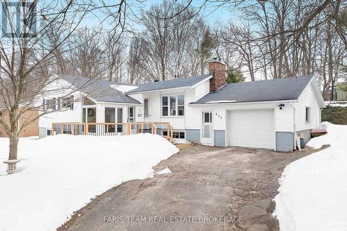 257 CHURCH STREET  Penetanguishene, ON L9M 1G6