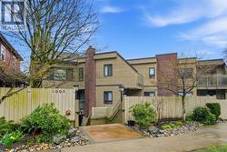 101 1005 W 7TH AVENUE  Vancouver, BC V6H 1B2