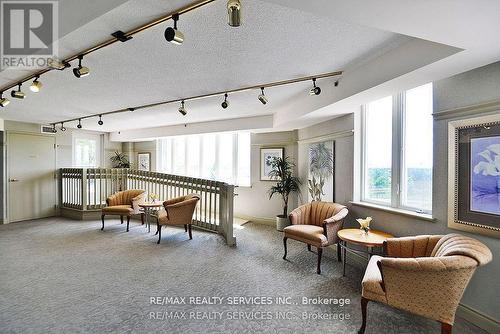 Ph03 - 7 Dayspring Circle, Brampton, ON - Indoor Photo Showing Other Room