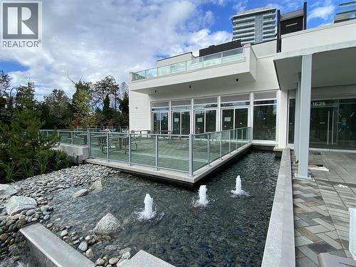 1625 Lions Gate Lane, North Vancouver, BC 