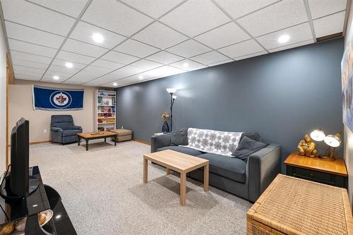 187 Reay Crescent, Winnipeg, MB - Indoor