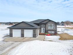 138 Victor Crescent  Sprucewoods, MB R0K 2A0