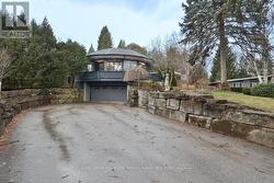 1352 NOCTURNE COURT Mississauga, ON L5H 2L8