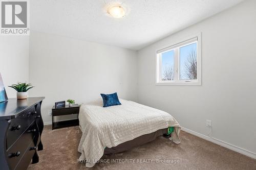 4 Adele Crescent, Ottawa, ON - Indoor Photo Showing Bedroom