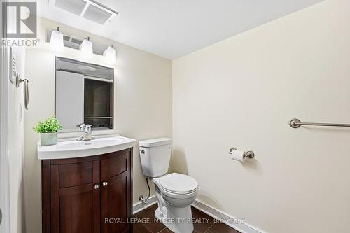 4 Adele Crescent, Ottawa, ON - Indoor Photo Showing Bathroom