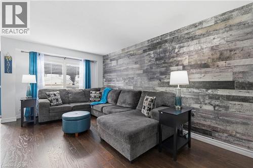 59 Kerwood Drive, Cambridge, ON - Indoor Photo Showing Living Room