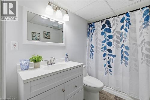 59 Kerwood Drive, Cambridge, ON - Indoor Photo Showing Bathroom