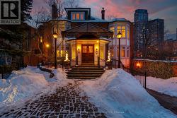 5 CASTLE FRANK CRESCENT Toronto, ON M4W 3A2