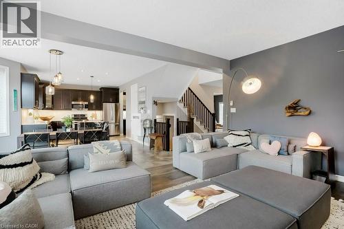 64 Blossomfield Crescent, Cambridge, ON - Indoor Photo Showing Living Room