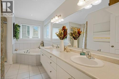 64 Blossomfield Crescent, Cambridge, ON - Indoor Photo Showing Bathroom