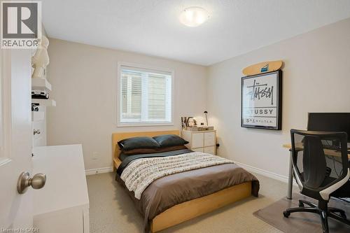 64 Blossomfield Crescent, Cambridge, ON - Indoor Photo Showing Bedroom