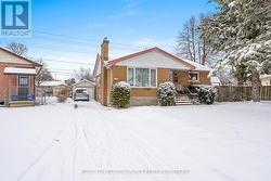 81 ROBERT WALLACE DRIVE  Kingston (Central City West), ON K7M 1X9