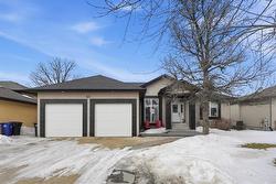 51 BARKMAN Street  Blumenort, MB R0A 0C1