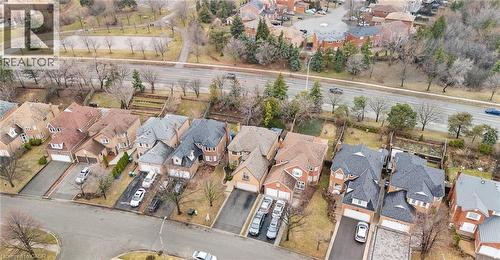 Aerial view of residential area - 4516 Gullfoot Circle, Mississauga, ON -  With View