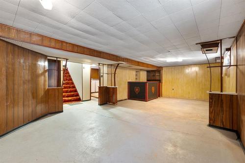 1083 Inkster Boulevard, Winnipeg, MB - Indoor Photo Showing Other Room