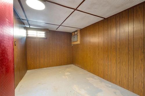 1083 Inkster Boulevard, Winnipeg, MB - Indoor