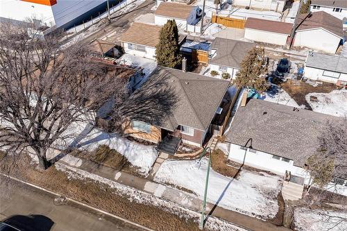 1083 Inkster Boulevard, Winnipeg, MB - Outdoor